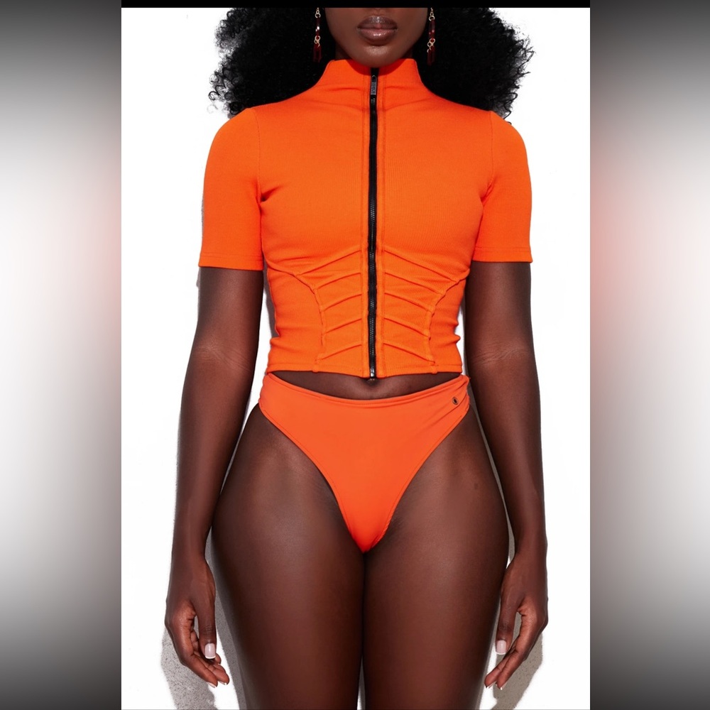 BBXBRAND: Flame Ribbed Turtleneck